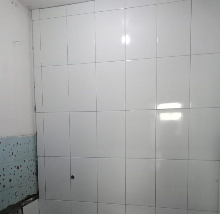sebelum tiling toilet indomaret
